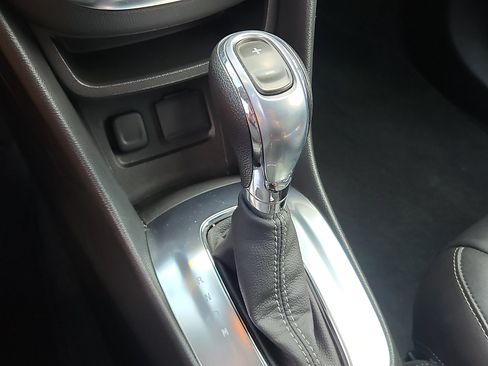 Used 2015 Buick Encore Leather FWD image 14