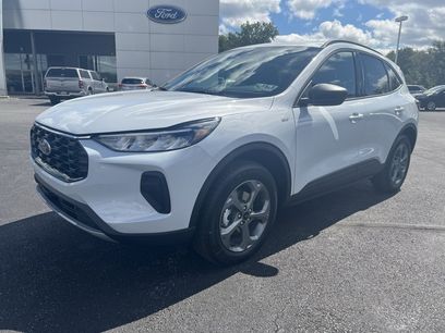 New 2025 Ford Escape ST-Line w/ Cold Weather Package
