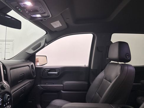 Used 2021 Chevrolet Silverado 1500 LTZ w/ LTZ Convenience Package II AWD/4WD image 31