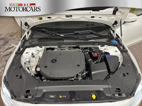 Used 2022 Volvo V90 B6 Cross Country w/ Advanced Package AWD/4WD image 9