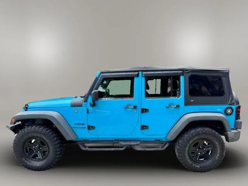 Used 2018 Jeep Wrangler Unlimited Sport AWD/4WD image 2