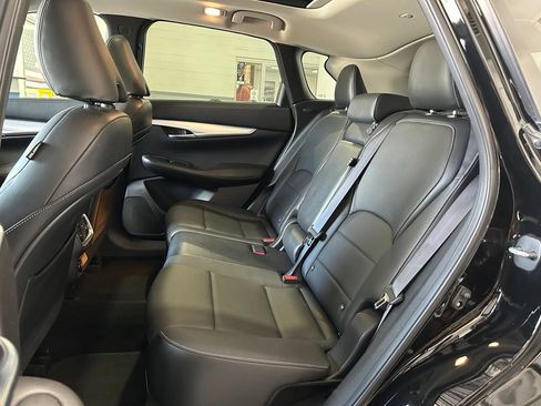 Used 2019 INFINITI QX50 Pure AWD/4WD image 35