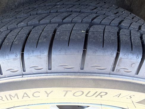 New 2025 Cadillac XT5 Luxury image 32