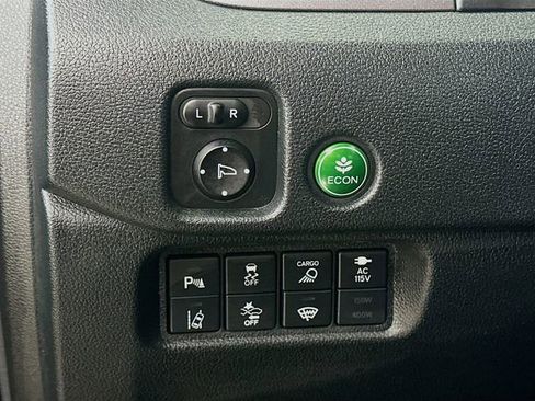 Used 2023 Honda Ridgeline RTL-E image 23