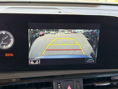 Used 2022 Lexus ES 350 w/ Accessory Package FWD image 21