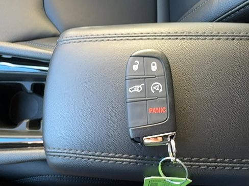 New 2026 Jeep Compass Limited image 19