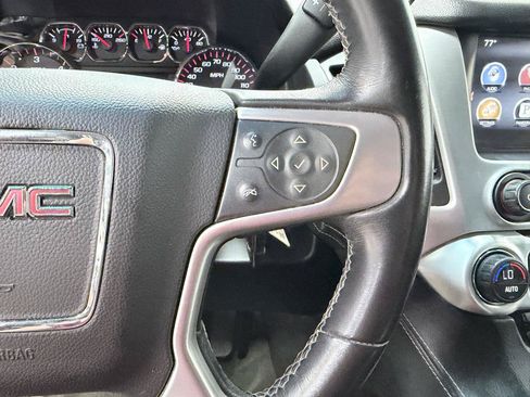 Used 2015 GMC Yukon XL SLE w/ Convenience Package RWD image 12