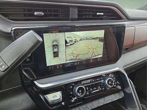 Used 2024 GMC Sierra 2500 Denali Ultimate w/ Max Trailering Package image 17