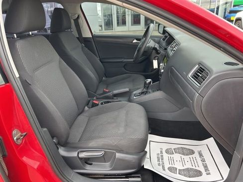 Used 2013 Volkswagen Jetta S image 18