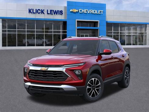 New 2026 Chevrolet TrailBlazer LT w/ LT Cold Weather Package AWD/4WD image 6