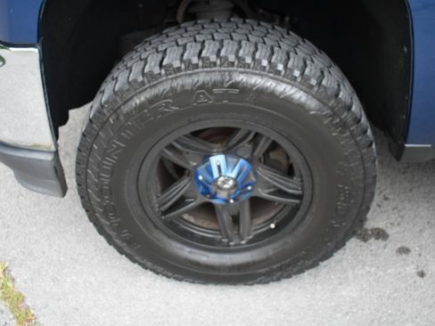 Used 2017 Chevrolet Silverado 1500 LT w/ All Star Edition AWD/4WD image 19