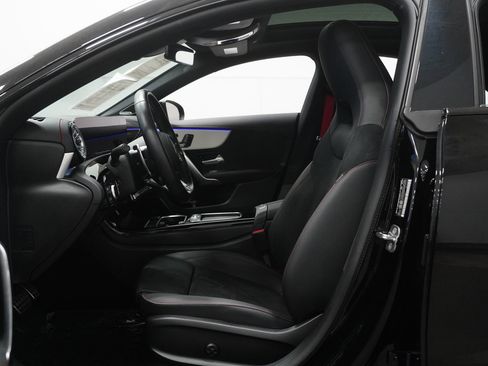 Used 2025 Mercedes-Benz CLA 35 AMG 4MATIC image 2