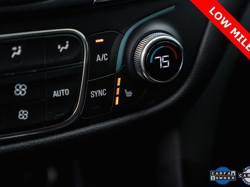 Used 2024 Chevrolet Equinox LT image 19