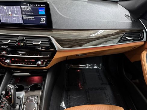 Certified 2023 BMW 530i w/ Convenience Package image 29