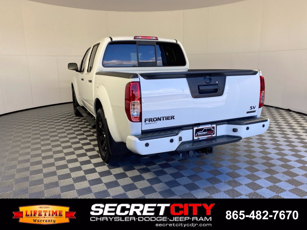 Used 2021 Nissan Frontier SV w/ Midnight Edition Floor Mats RWD image 5