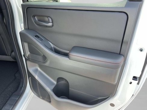 New 2026 Nissan Frontier PRO-4X AWD/4WD image 16