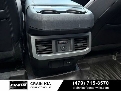 Used 2023 Ford F250 Lariat w/ Sport Appearance Package AWD/4WD image 28