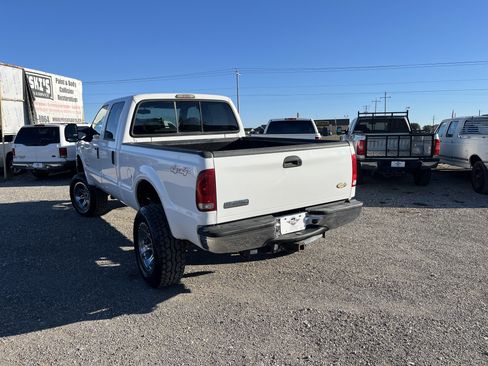 Used 2007 Ford F250 Lariat AWD/4WD image 9