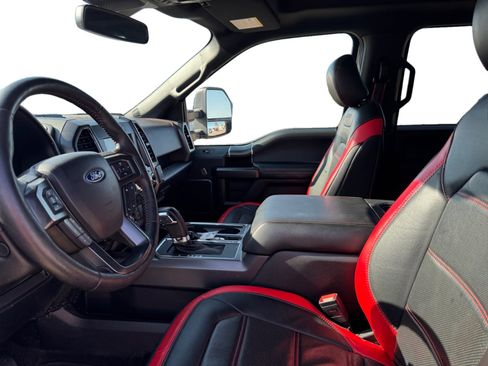 Used 2019 Ford F150 Lariat w/ Equipment Group 502A Luxury image 10