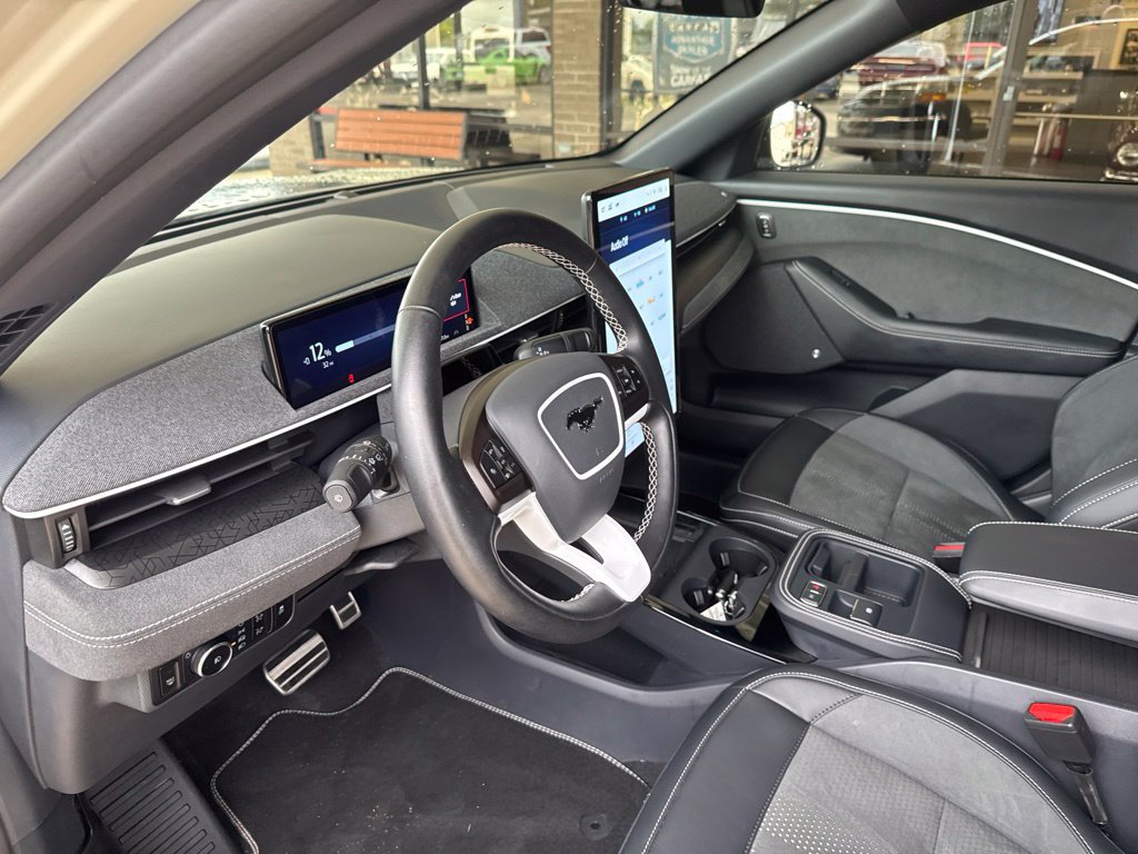 Used 2025 Ford Mustang Mach-E GT AWD/4WD image 9
