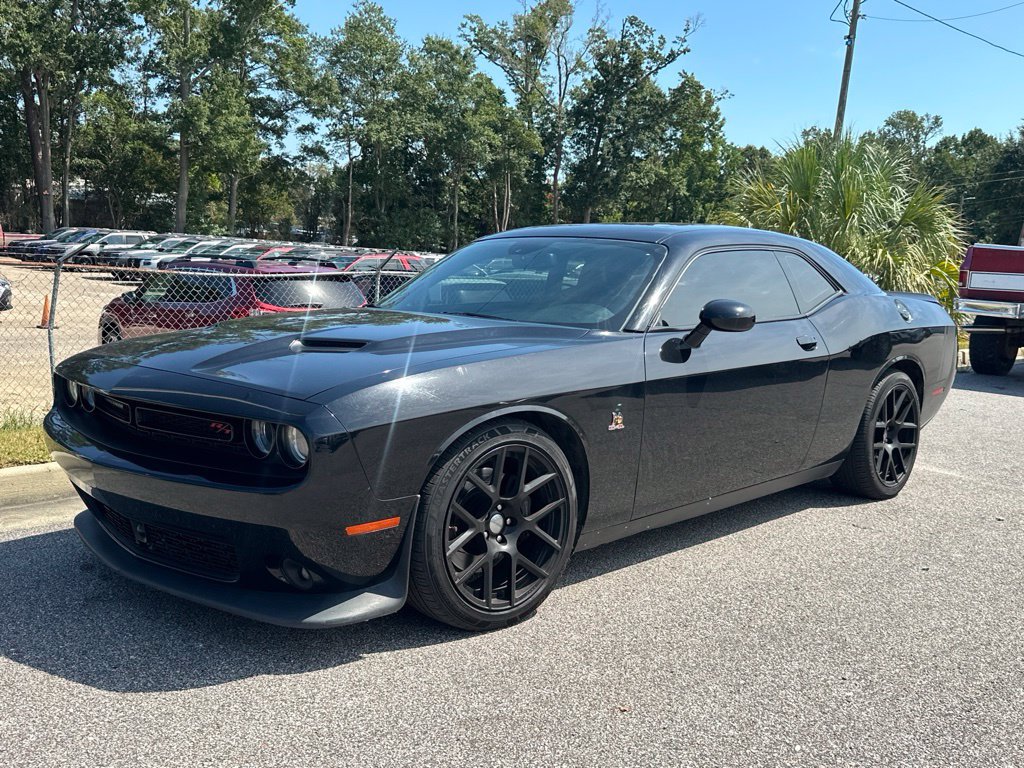 Used 2015 Dodge Challenger R/T Scat Pack w/ Leather Interior Group RWD image 1