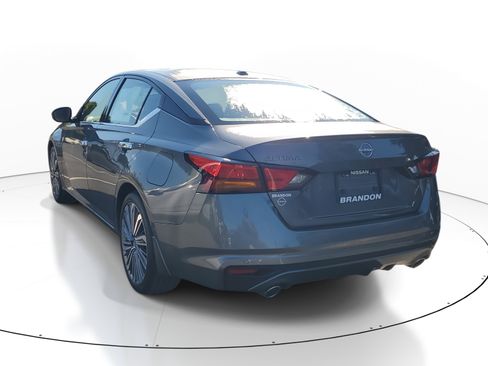 New 2025 Nissan Altima 2.5 SL image 5