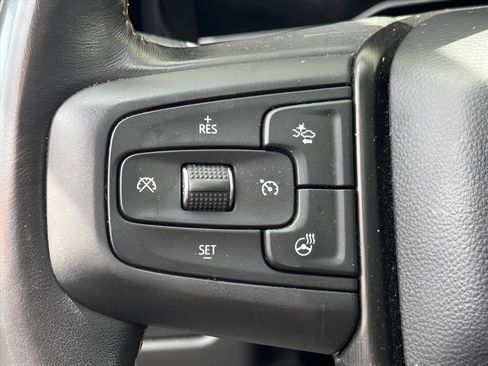 Used 2022 GMC Yukon AT4 AWD/4WD image 16
