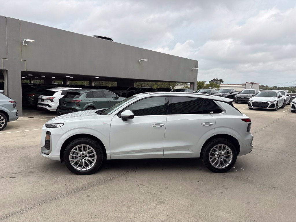 Used 2026 Audi Q3 quattro 2.0T AWD/4WD image 9