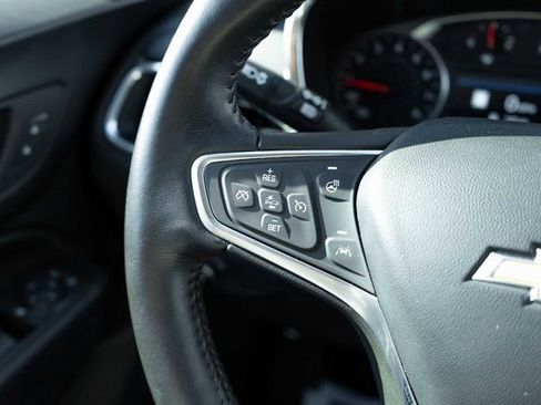 Used 2022 Chevrolet Equinox LT image 19