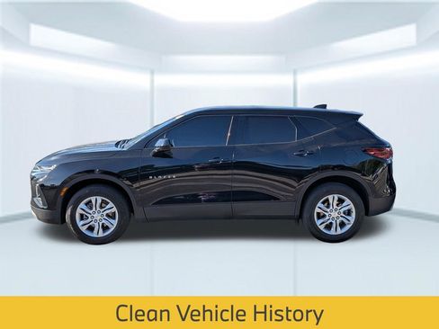 Used 2022 Chevrolet Blazer LT FWD image 2