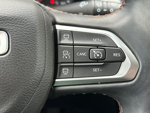 Used 2022 Jeep Compass Limited AWD/4WD image 19