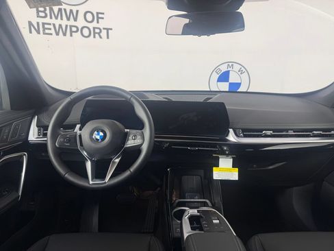 New 2027 BMW X1 xDrive28i AWD/4WD image 18