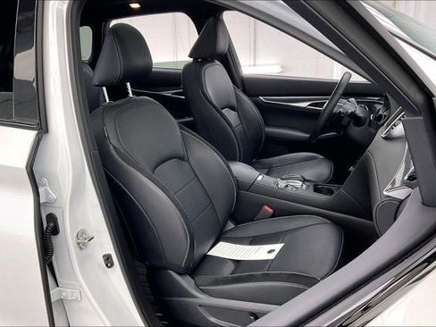 Certified 2025 INFINITI QX50 Sport w/ Cargo Package AWD/4WD image 7