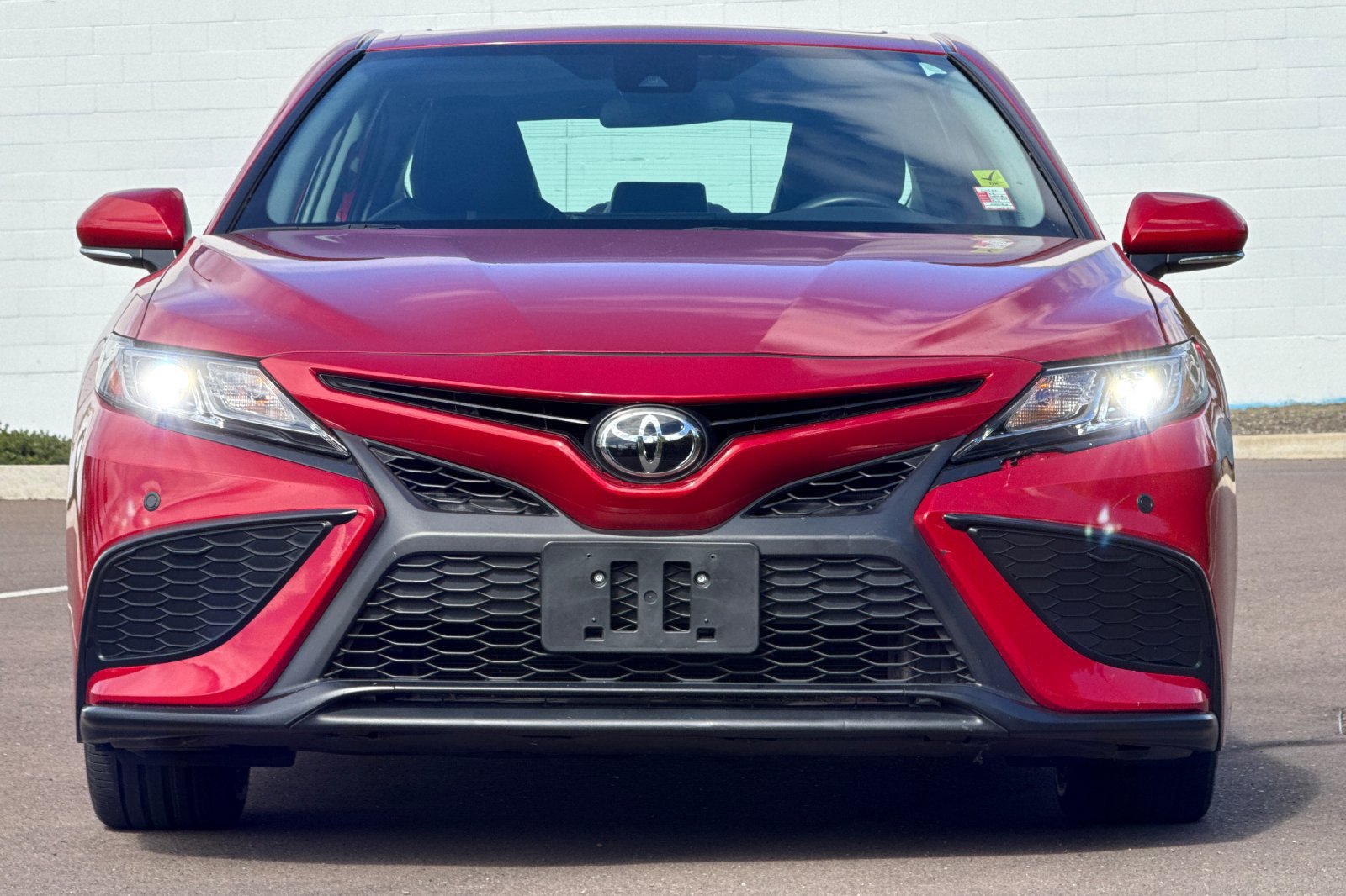 Used 2023 Toyota Camry SE AWD/4WD image 9
