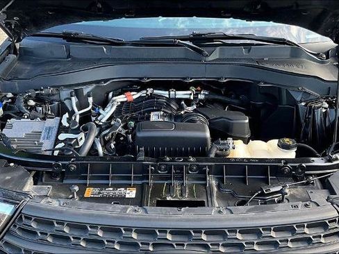 Certified 2022 Ford Explorer 4WD image 10