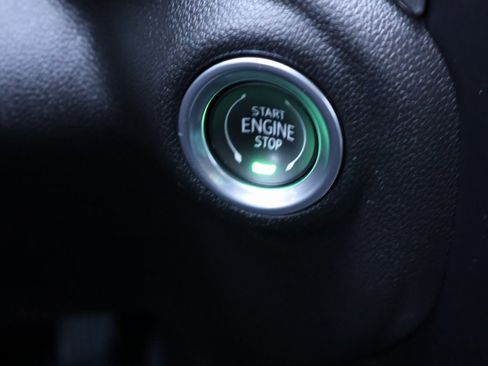 Certified 2022 GMC Sierra 2500 Denali image 23