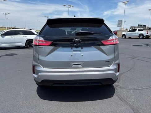 Used 2024 Ford Edge SE w/ Black Appearance Package AWD/4WD image 6