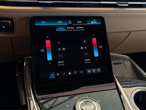 New 2026 Cadillac Escalade IQL Sport 2 w/ LPO, Etrunk Organizer Package AWD/4WD image 26