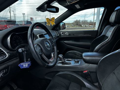 Used 2017 Jeep Grand Cherokee Trailhawk w/ Trailhawk Luxury Group image 7