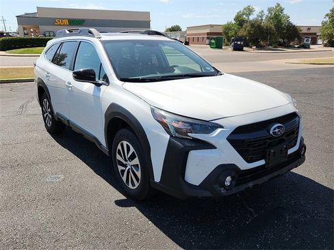 Certified 2024 Subaru Outback Premium image 6