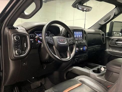 Used 2023 GMC Sierra 2500 AT4 w/ AT4 Premium Plus Package AWD/4WD image 16