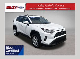 Used 2019 Toyota RAV4 XLE w/ Convenience Package AWD/4WD video 1