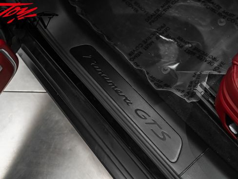 Used 2019 Porsche Panamera GTS image 21