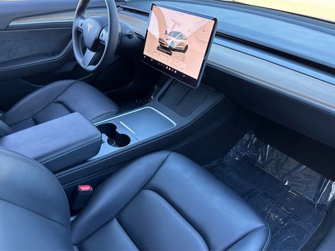 Used 2023 Tesla Model 3 Performance image 15