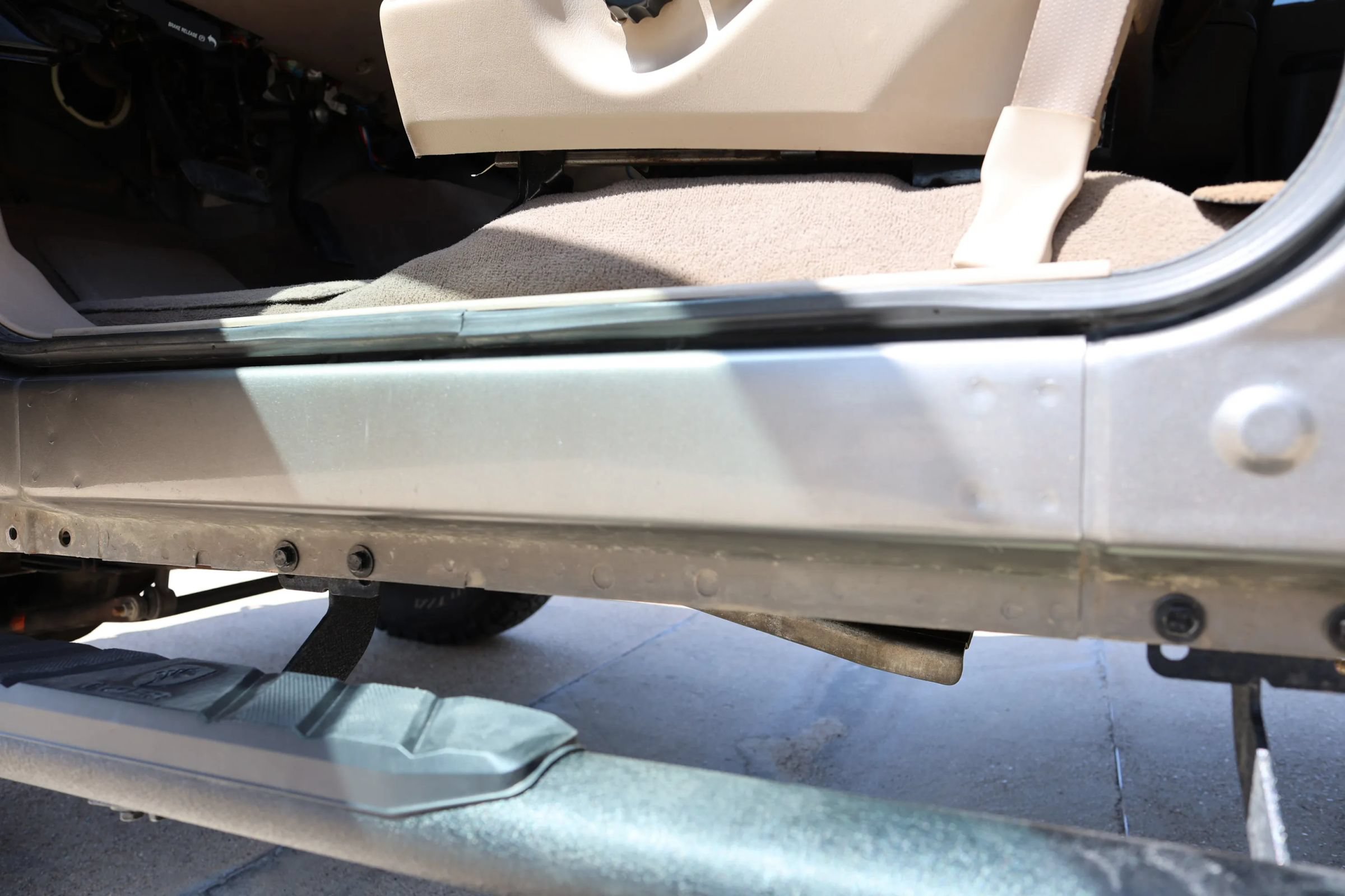 Used 2004 Ford Excursion Limited AWD/4WD image 26