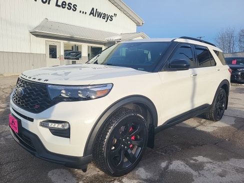 Used 2022 Ford Explorer ST w/ ST Street Pack AWD/4WD image 12