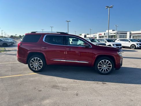 Used 2023 GMC Acadia Denali w/ Denali Ultimate Package AWD/4WD image 6