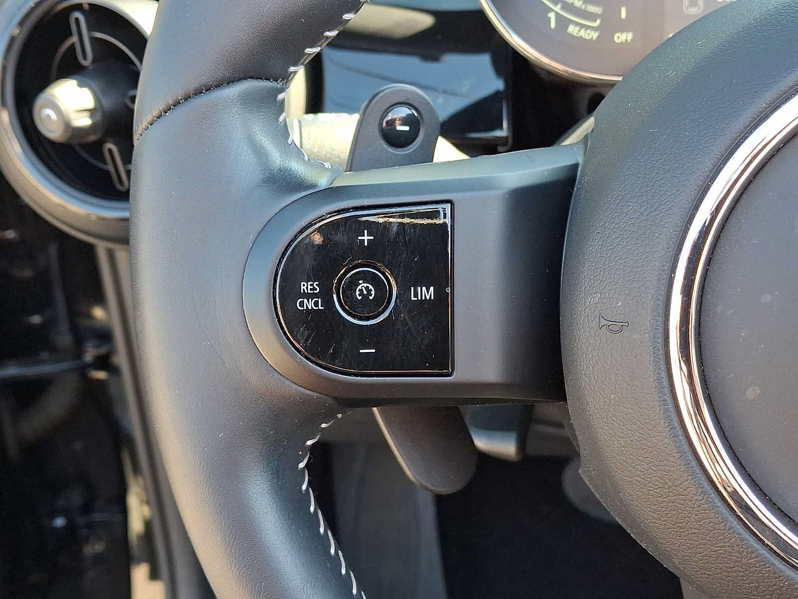 Used 2024 MINI Cooper S FWD image 22