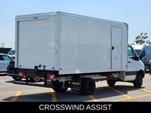 New 2024 Mercedes-Benz Sprinter 4500 image 6