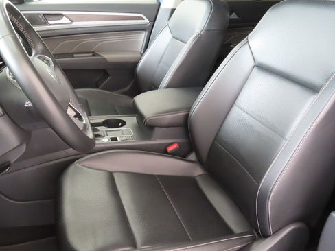 Used 2022 Volkswagen Atlas SE image 13